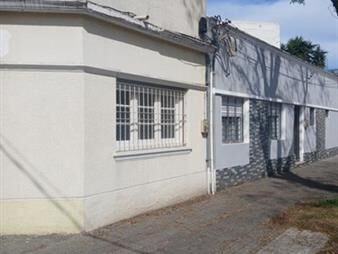 https://www.gallito.com.uy/confortable-casa-de-2-dorm-con-azotea-inmuebles-27972500