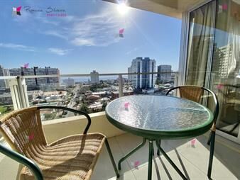 https://www.gallito.com.uy/alquiler-temporal-2-dormitorios-torre-del-triangulo-inmuebles-27870267