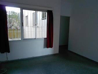 https://www.gallito.com.uy/apartamento-de-2-dormitorios-buen-edificio-en-union-inmuebles-27989558