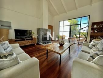https://www.gallito.com.uy/vende-casa-de-4-dormitorios-en-la-barra-inmuebles-25043264