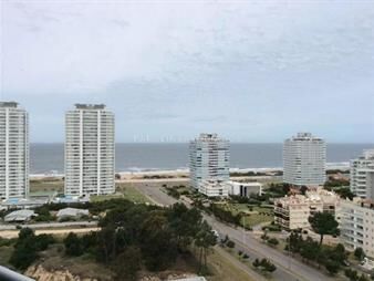 https://www.gallito.com.uy/apartamento-en-venta-en-torre-one-punta-del-este-inmuebles-22011081