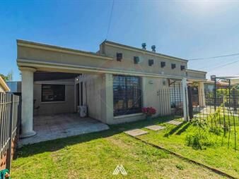 https://www.gallito.com.uy/venta-–-casa-ph-en-lagomar-sur-2-dorm-cochera-inmuebles-27968158