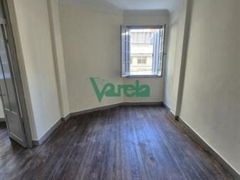 https://www.gallito.com.uy/venta-apartamento-2-dormitorios-yaro-esq-inmuebles-27963392