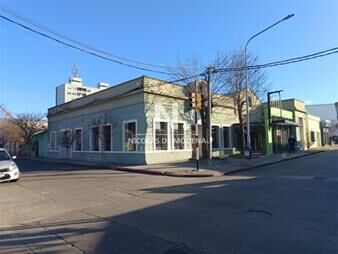 https://www.gallito.com.uy/alquila-local-comercial-en-el-centro-de-maldonado-inmuebles-27993868