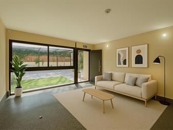https://www.gallito.com.uy/alquiler-amplio-apartamento-duplex-de-un-dormitorio-en-com-inmuebles-27972022