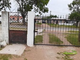 https://www.gallito.com.uy/se-vende-casa-en-piedra-blancas-inmuebles-26923674