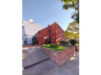 https://www.gallito.com.uy/va2134p-venta-casa-4-dorm-parque-batlle-cochera-patio-inmuebles-27994371