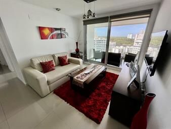https://www.gallito.com.uy/hermoso-apartamento-en-torre-de-categoria-inmuebles-27994572