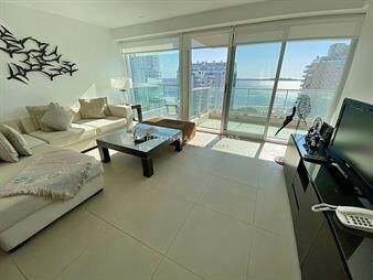 https://www.gallito.com.uy/oportunidad-en-playa-mansa-punta-del-este-inmuebles-27994721