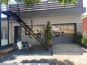 https://web5.gallito.com.uy/casa-mas-apartamento-en-venta-sobre-avenida-inmuebles-27995015