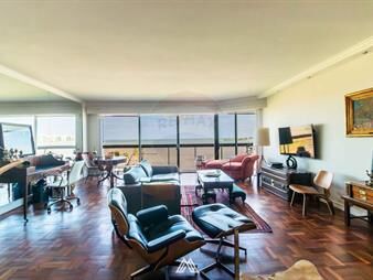 https://www.gallito.com.uy/venta-pocitos-rambla-3-dormitorios-y-servicio-inmuebles-27995078