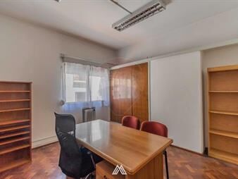 https://web5.gallito.com.uy/venta-oficina-ciudad-vieja-inmuebles-27995083