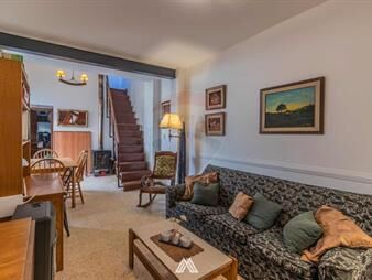 https://www.gallito.com.uy/venta-casa-parque-rodo-4-dormitorios-patio-inmuebles-27995166