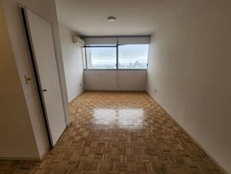 https://www.gallito.com.uy/alquiler-apartamento-frente-a-plaza-independencia-inmuebles-27995201
