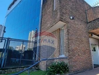 https://web5.gallito.com.uy/alquiler-local-malvin-frente-a-plaza-italia-inmuebles-27995306