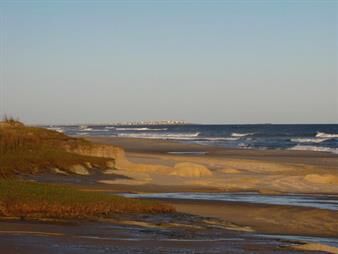 https://web5.gallito.com.uy/venta-de-6-terrenos-en-balneario-atlantica-rocha-inmuebles-27042385