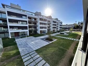 https://www.gallito.com.uy/venta-apartamento-3-dormitorios-garaje-y-box-en-parque-ba-inmuebles-27999193
