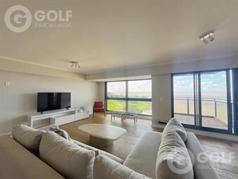 https://www.gallito.com.uy/venta-de-apartamento-3-dormitorios-en-suite-servicio-en-p-inmuebles-27999248