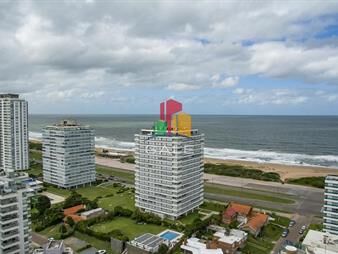 https://www.gallito.com.uy/vende-apartamento-de-3-dormitorios-en-wind-tower-inmuebles-27999269