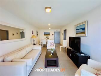 https://www.gallito.com.uy/apartamento-2-dormitorios-en-venta-la-pastora-inmuebles-27999277