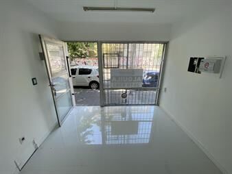 https://web5.gallito.com.uy/con-renta-a-metros-del-shopping-tres-cruces-muy-buena-ubi-inmuebles-27999513