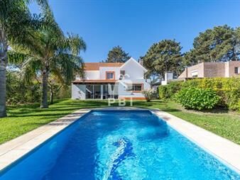 https://www.gallito.com.uy/alquiler-temporal-casa-en-tã­o-tom-3-dormitorios-inmuebles-27522314
