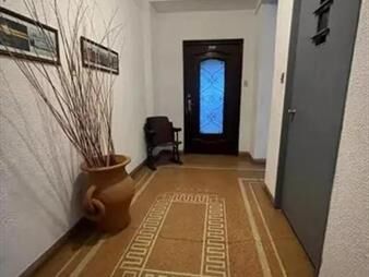 https://www.gallito.com.uy/amplio-apartamento-de-4-dormitorios-con-2-baños-inmuebles-27999793