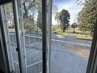 https://www.gallito.com.uy/confortable-apartamento-de-1-dormitorio-con-inmuebles-27999962