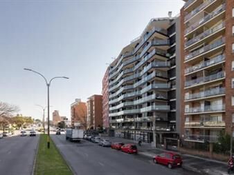 https://www.gallito.com.uy/alquiler-apartamento-2-dormitorios-cochera-en-la-inmuebles-28000368