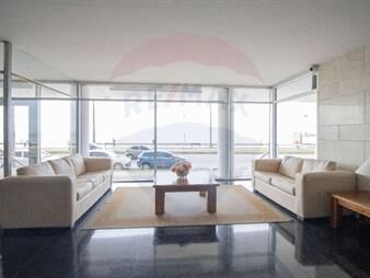 https://www.gallito.com.uy/venta-apartamento-pocitos-rambla-4d-3b-garaje-inmuebles-27870959