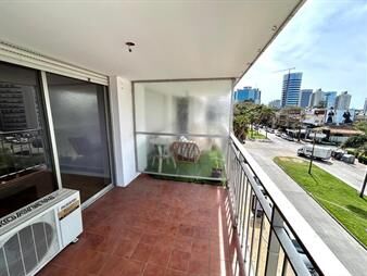https://www.gallito.com.uy/alquiler-apartamento-de-3-dormitorios-servicio-y-garaje-c-inmuebles-27999192