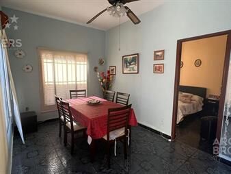 https://web5.gallito.com.uy/casa-de-dos-dormitorios-en-venta-en-jardines-del-hipodromo-inmuebles-24236221