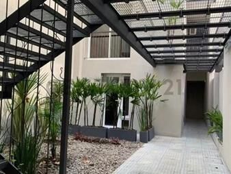 https://www.gallito.com.uy/duplex-con-parrillero-y-patio-en-cordon-sur-inmuebles-27999311