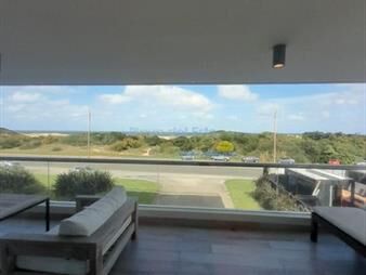 https://web5.gallito.com.uy/apartamento-de-3-dormitorios-en-silente-punta-inmuebles-27739828