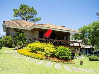 https://web5.gallito.com.uy/hermosa-casa-en-venta-a-pocos-metros-del-mar-inmuebles-26177748