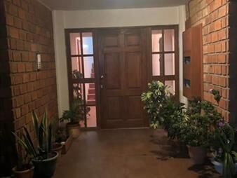 https://www.gallito.com.uy/apto-en-venta-2-dorm-1-baño-y-patio-en-carrasco-inmuebles-27616018