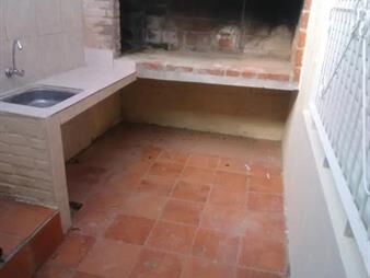 https://web5.gallito.com.uy/apartamento-en-venta-2-dormitorios-1-baño-con-inmuebles-21993255