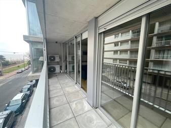 https://www.gallito.com.uy/alquiler-apartamento-2-dormitorios-gran-terraza-con-vista-inmuebles-28009661