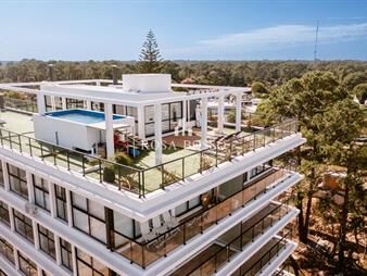 https://www.gallito.com.uy/apartamento-en-venta-3-dormitorios-punta-del-este-inmuebles-25992520