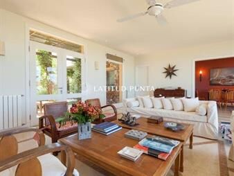 https://www.gallito.com.uy/casa-en-laguna-blanca-manantiales-inmuebles-27854603