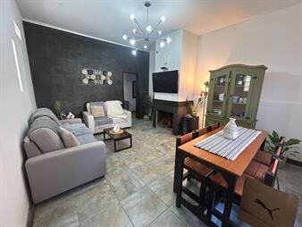 https://www.gallito.com.uy/venta-de-casa-3-dormitorios-y-cochera-en-larrañaga-inmuebles-28010355