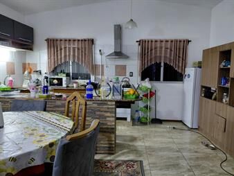 https://web5.gallito.com.uy/venta-de-casa-y-monoambiente-salinas-norte-inmuebles-28014206