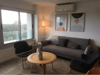 https://web5.gallito.com.uy/punta-del-este-apartamento-de-2-dormitorios-con-inmuebles-27913566