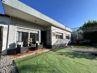 https://web5.gallito.com.uy/venta-casa-solymar-tres-dormitorios-inmuebles-28014383