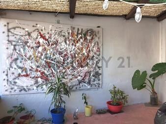 https://web5.gallito.com.uy/apartamento-prado-prox-jsuarez-y-lucas-obes-2-dorm-patio-inmuebles-27642530
