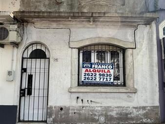 https://www.gallito.com.uy/alquiler-casa-tres-cruces-2-dormitorios-al-frente-planta-ba-inmuebles-27989701