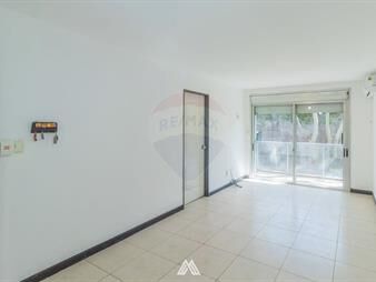 https://web5.gallito.com.uy/venta-apto-1-dormitorio-aguada-balcon-garage-inmuebles-28026896