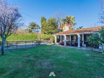 https://web5.gallito.com.uy/venta-casa-carrasco-sur-5-dormitorios-piscina-inmuebles-27971760