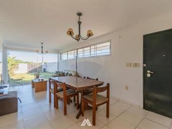 https://web5.gallito.com.uy/venta-casa-en-rambla-de-solymar-3-dorm-3-baños-inmuebles-27666180