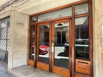 https://web5.gallito.com.uy/alquiler-amplio-monoambiente-en-ciudad-vieja-impecable-inmuebles-28027052